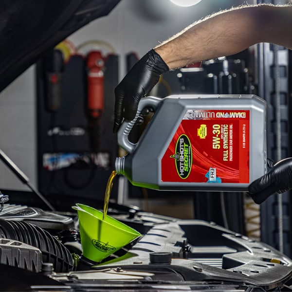 Hot Shot’s Secret® Introduces Red Diamond™ Ultimate, Full Synthetic Passenger Car Motor Oil in an  Easy Pour 5-Quart Container