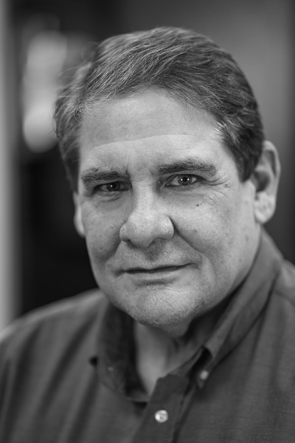 Brian Merz Headshot.